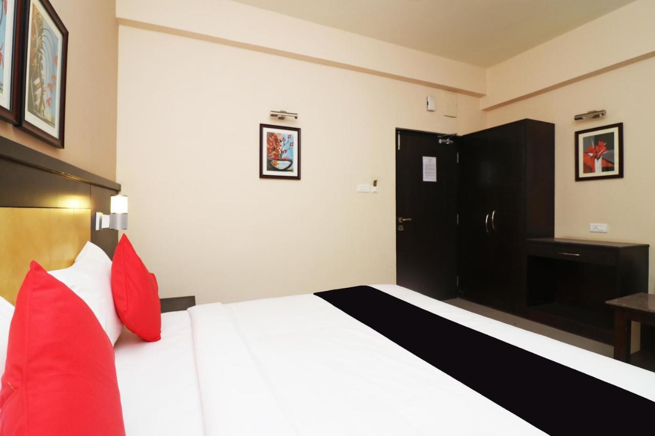 แคปิตัล โอ 40848 โฮเต็ล มิราเบล Hotel Kupand ภายนอก รูปภาพ